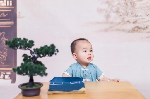 邓州宝宝宁愿饿也不吃奶粉